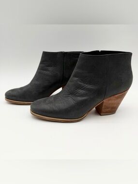 Rachel Comey Mars Ankle Boots Charcoal Gray Leather Pull-on Size 9